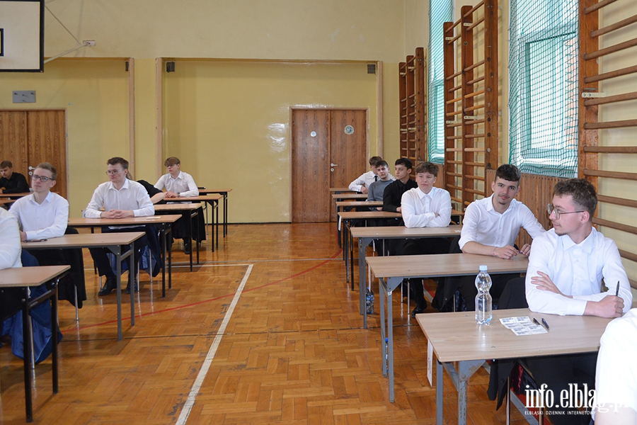 W Elbl�gu ok. 1300 os�b rozpocz�o maturalny maraton, fot. 14