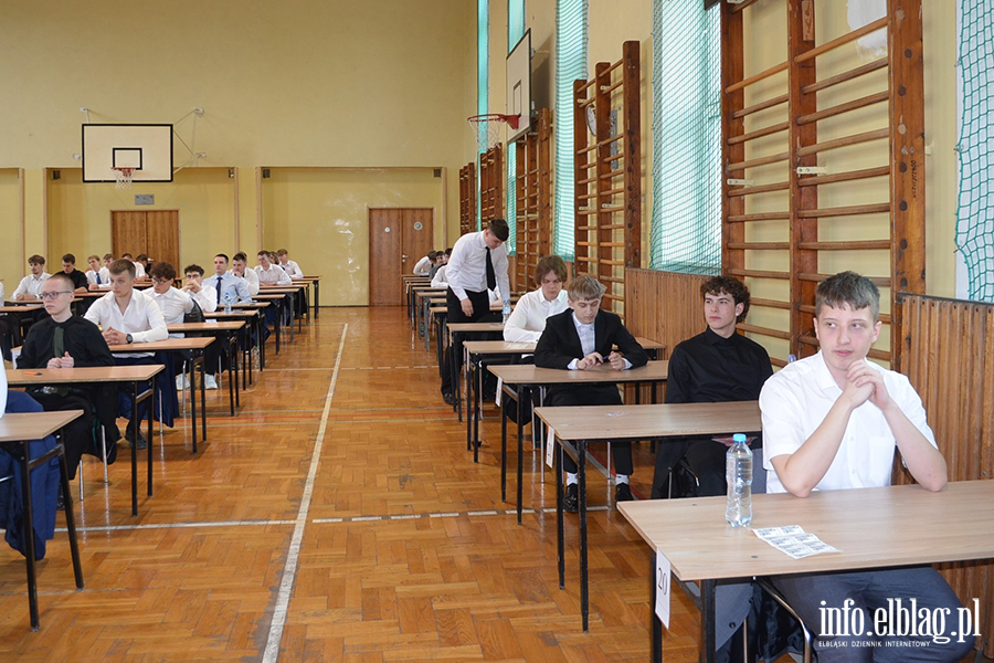 W Elbl�gu ok. 1300 os�b rozpocz�o maturalny maraton, fot. 16