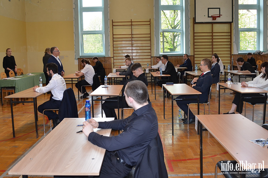 W Elbl�gu ok. 1300 os�b rozpocz�o maturalny maraton, fot. 17