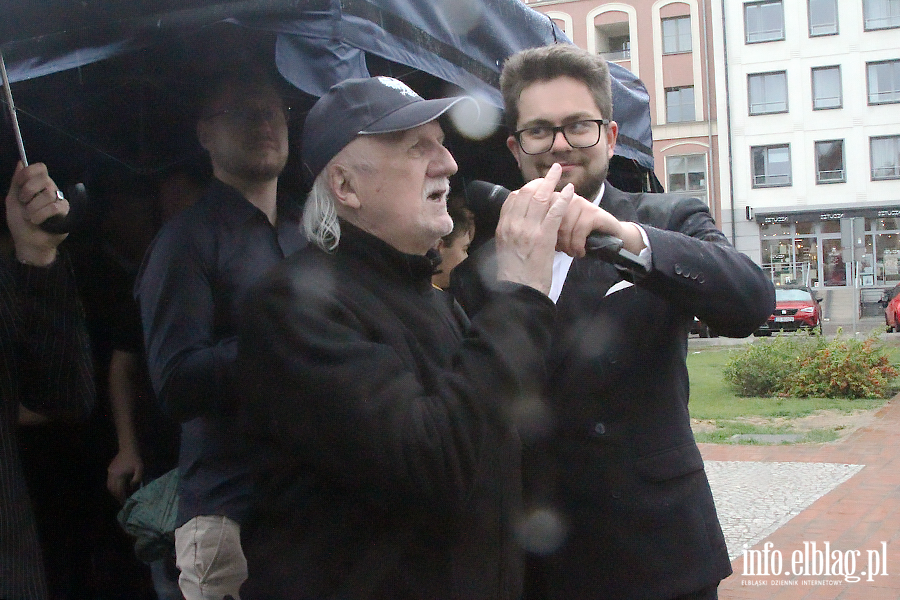 S�awomir Mentzen i Marcin Mo�d�onek przyjechali do Elbl�ga, fot. 2