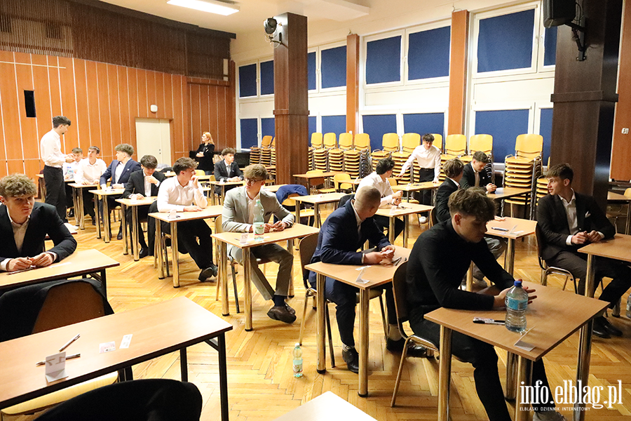 matura 4 LO -  j�zyk obcy