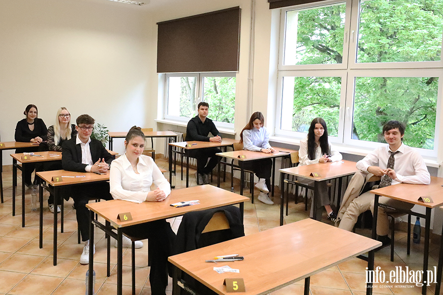 matura 4 LO -  j�zyk obcy, fot. 10