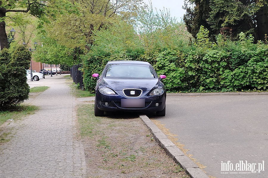 Mistrzowie Parkowania w Elbl�gu (cz�� 469), fot. 9