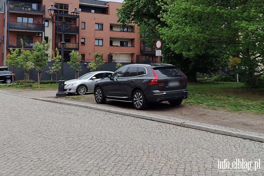 Mistrzowie Parkowania w Elbl�gu (cz�� 470), fot. 6