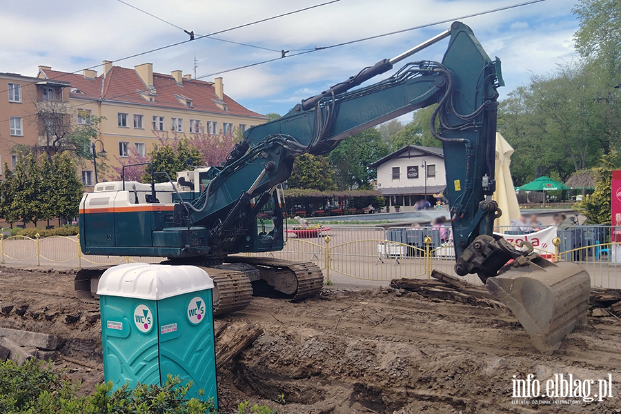 Elbl�g: Remont torowiska przy ul. 1 Maja w toku, fot. 14
