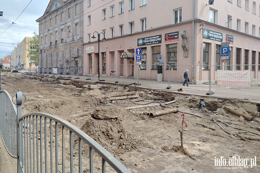 Elbl�g: Remont torowiska przy ul. 1 Maja w toku, fot. 20