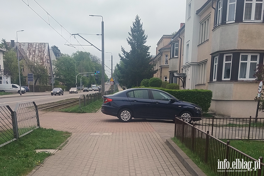 Mistrzowie Parkowania w Elbl�gu (cz�� 471)