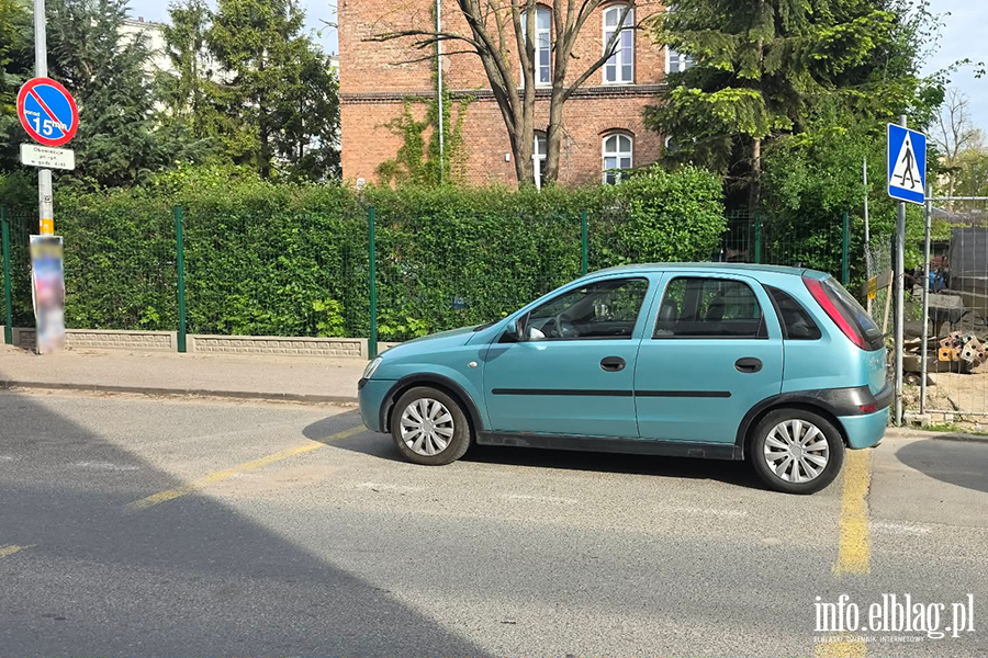 Mistrzowie Parkowania w Elbl�gu (cz�� 471), fot. 12