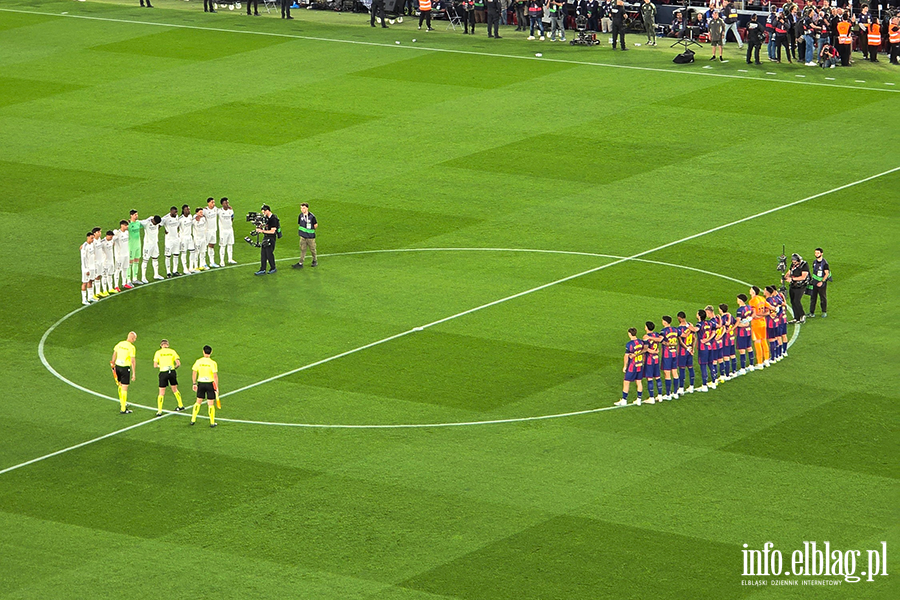 El Clasico, kt�re przesz�o do historii. Relacja prosto z Barcelony, fot. 8