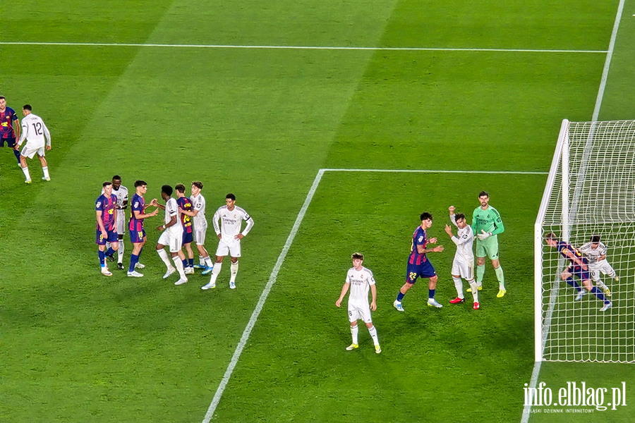El Clasico, kt�re przesz�o do historii. Relacja prosto z Barcelony, fot. 16