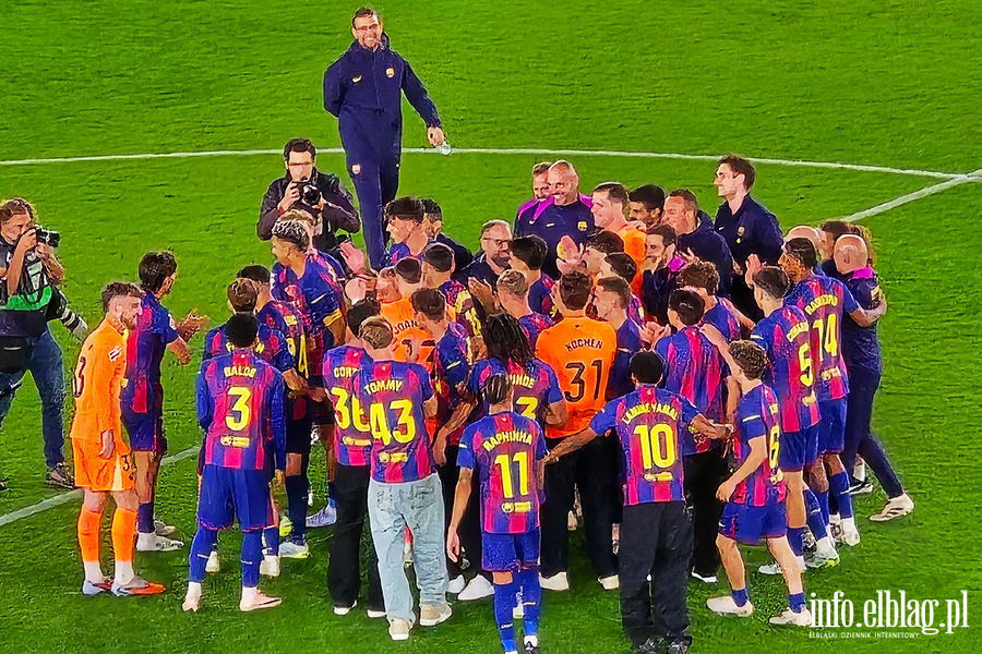 El Clasico, kt�re przesz�o do historii. Relacja prosto z Barcelony, fot. 22