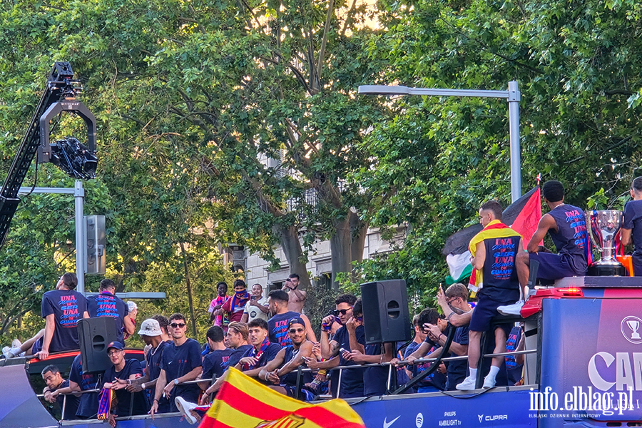 El Clasico, kt�re przesz�o do historii. Relacja prosto z Barcelony, fot. 43