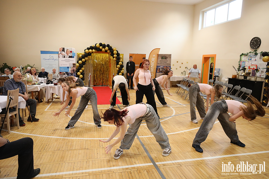 Seniorzy pokazali klas�. Pierwsze takie wybory w Elbl�gu, fot. 6