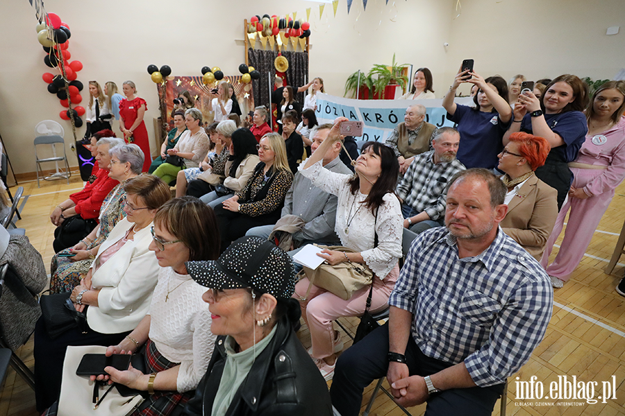 Seniorzy pokazali klas�. Pierwsze takie wybory w Elbl�gu, fot. 7