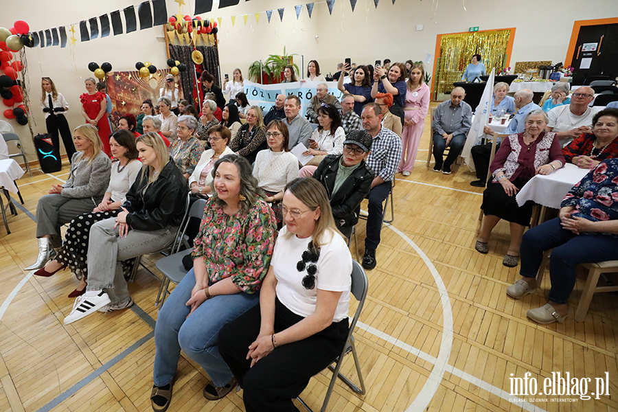 Seniorzy pokazali klas�. Pierwsze takie wybory w Elbl�gu, fot. 8