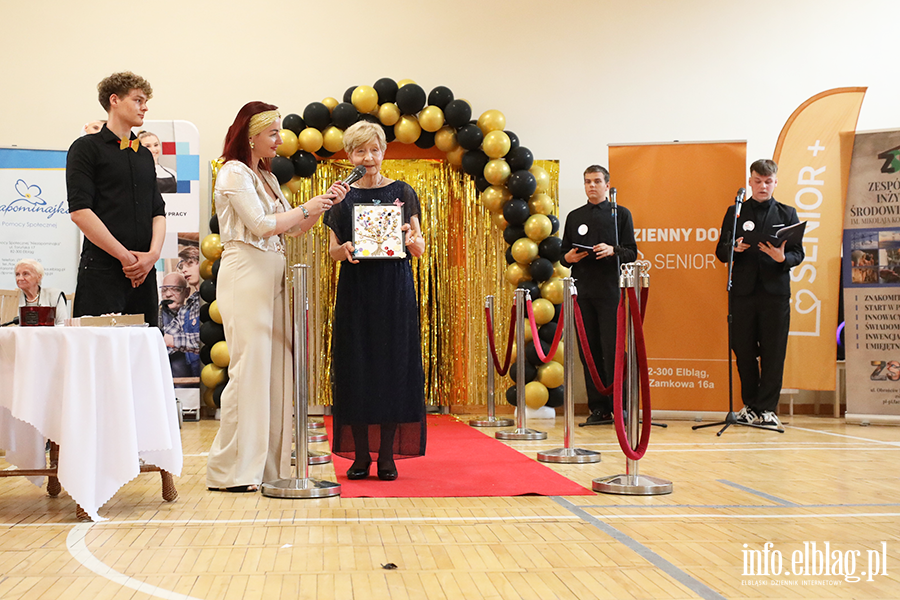 Seniorzy pokazali klas�. Pierwsze takie wybory w Elbl�gu, fot. 23