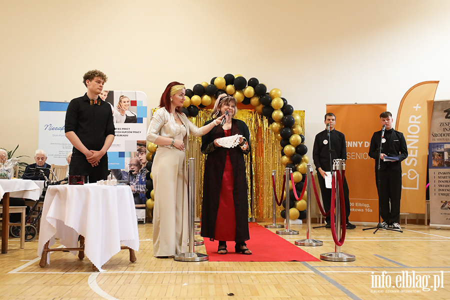 Seniorzy pokazali klas�. Pierwsze takie wybory w Elbl�gu, fot. 28