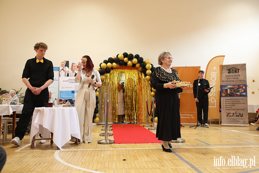 Seniorzy pokazali klas�. Pierwsze takie wybory w Elbl�gu, fot. 30