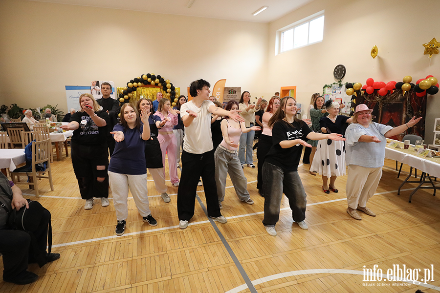 Seniorzy pokazali klas�. Pierwsze takie wybory w Elbl�gu, fot. 53