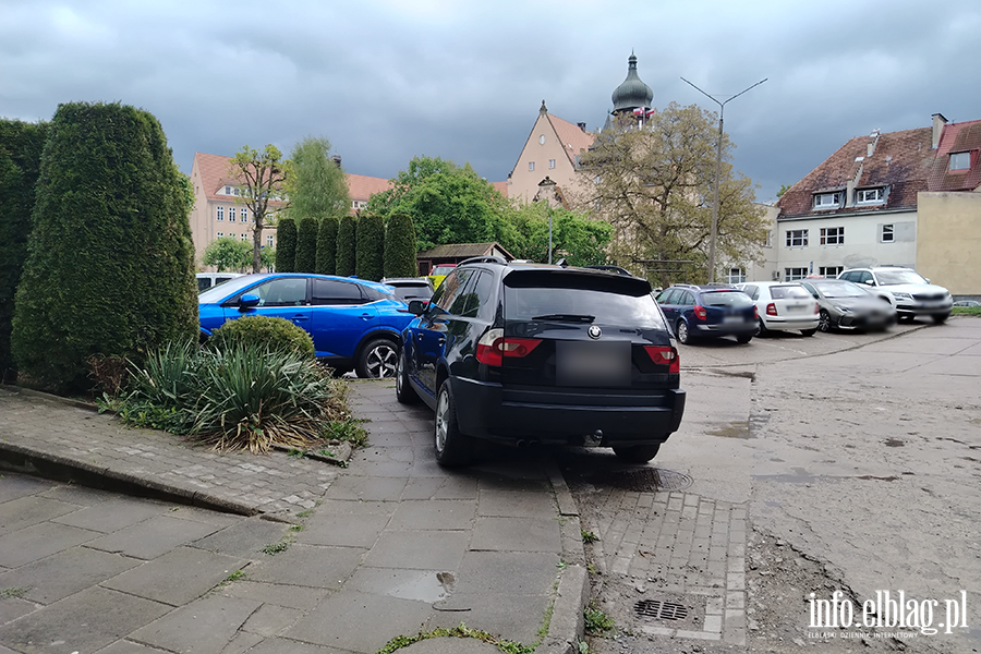 Mistrzowie Parkowania w Elbl�gu (cz�� 472), fot. 10