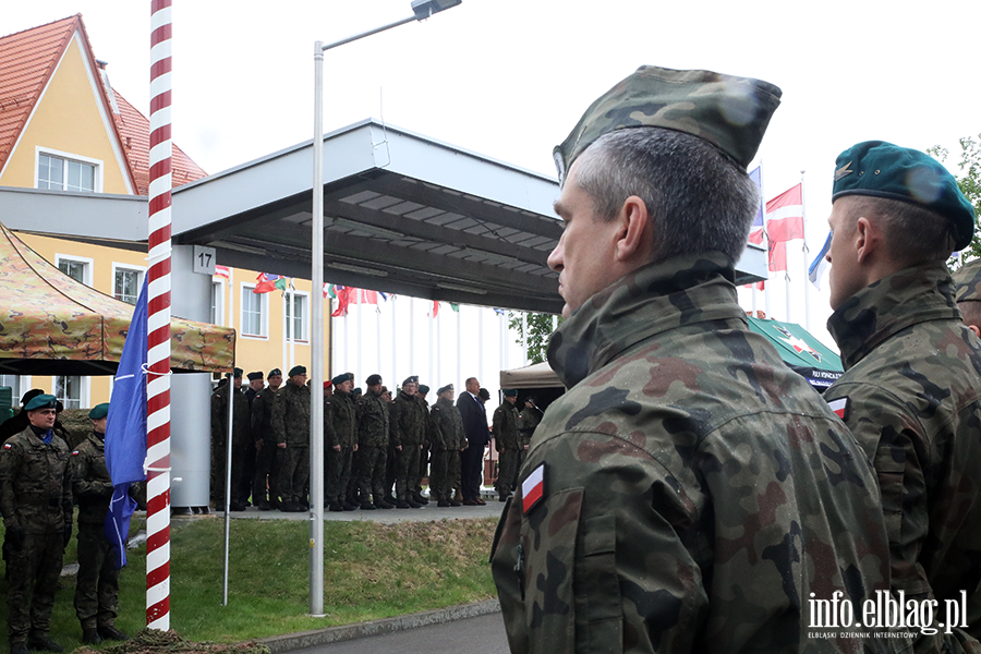 Dywizja NATO w Elbl�gu ma nowego dow�dc�, fot. 11