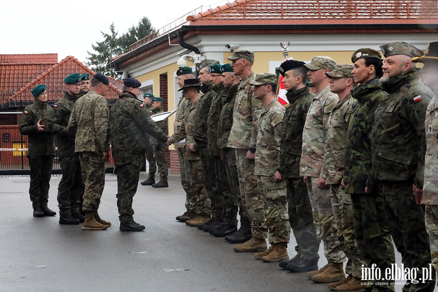 Dywizja NATO w Elbl�gu ma nowego dow�dc�, fot. 17