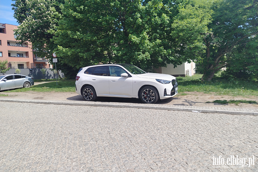 Mistrzowie Parkowania w Elbl�gu (cz�� 473), fot. 9