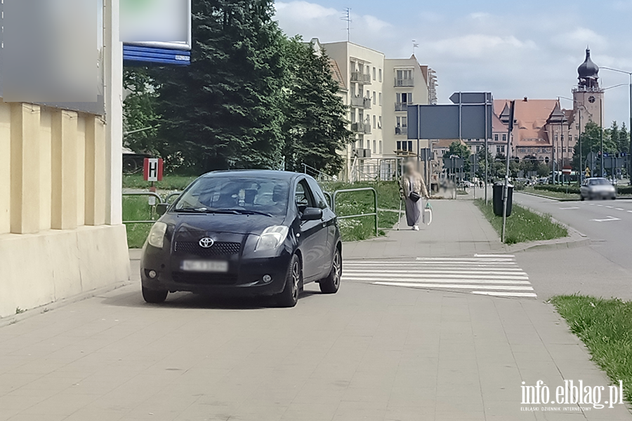 Mistrzowie Parkowania w Elbl�gu (cz�� 473), fot. 11