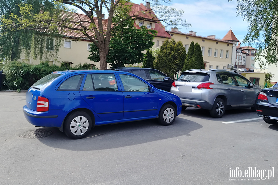 Mistrzowie Parkowania w Elbl�gu (cz�� 474), fot. 6