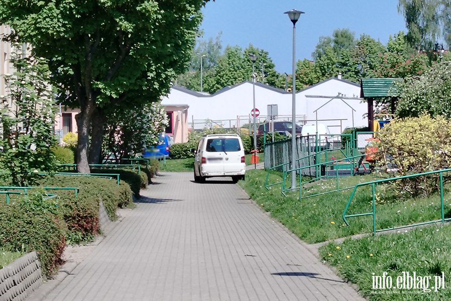 Mistrzowie Parkowania w Elbl�gu (cz�� 474), fot. 9