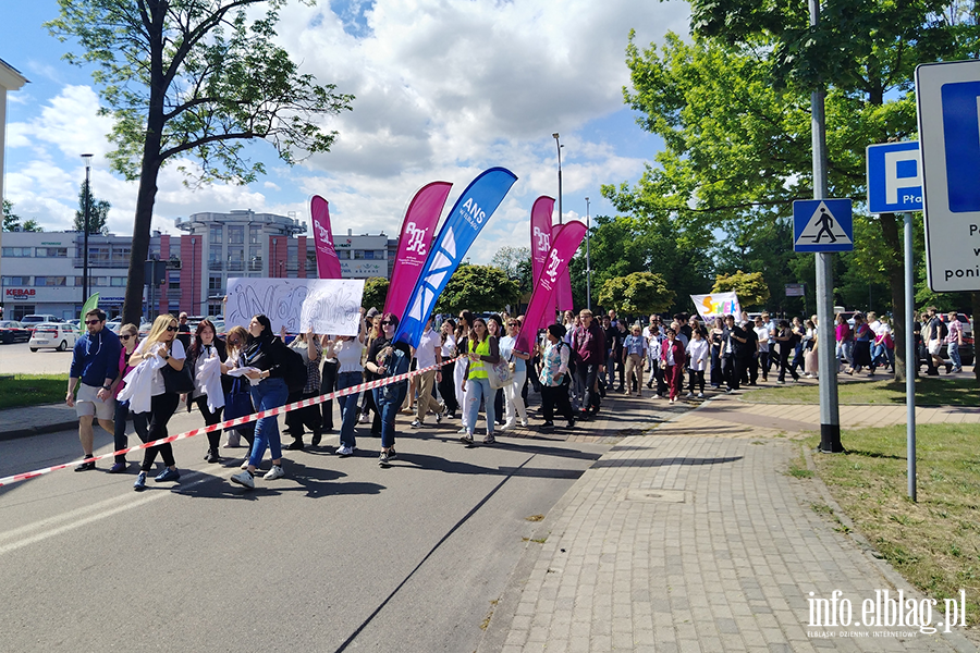 Barwna parada i koncerty. Studenckie �wi�to w Elbl�gu, fot. 8