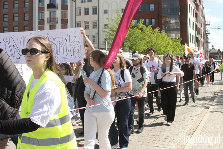 Barwna parada i koncerty. Studenckie �wi�to w Elbl�gu, fot. 43