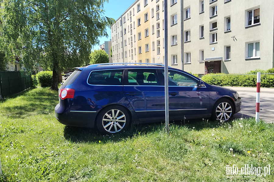 Mistrzowie Parkowania w Elbl�gu (cz�� 475), fot. 10
