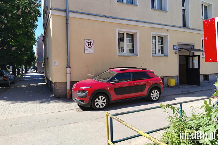 Mistrzowie Parkowania w Elbl�gu (cz�� 476), fot. 9