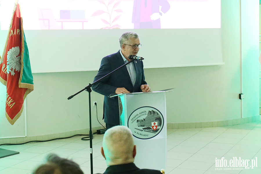 Zesp� Szk� Gospodarczych ma ju� 80 lat , fot. 13
