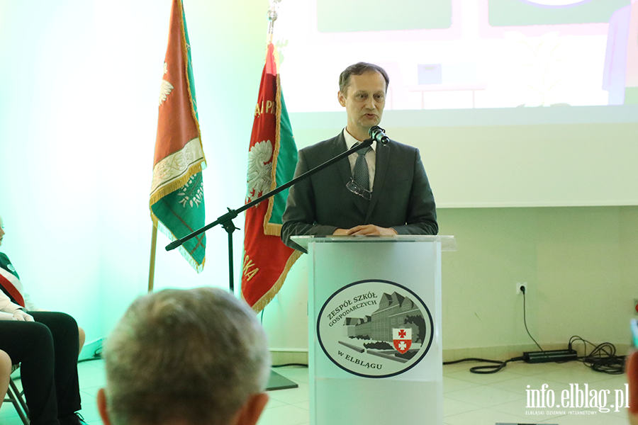 Zesp� Szk� Gospodarczych ma ju� 80 lat , fot. 24