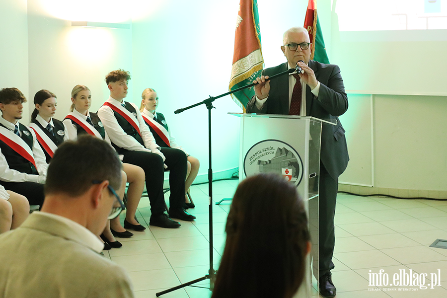 Zesp� Szk� Gospodarczych ma ju� 80 lat , fot. 31