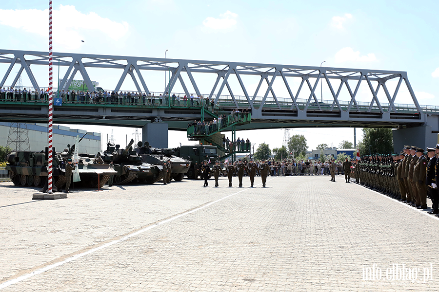 ORP �niardwy przyp�yn�� na �wi�to pu�ku, fot. 12
