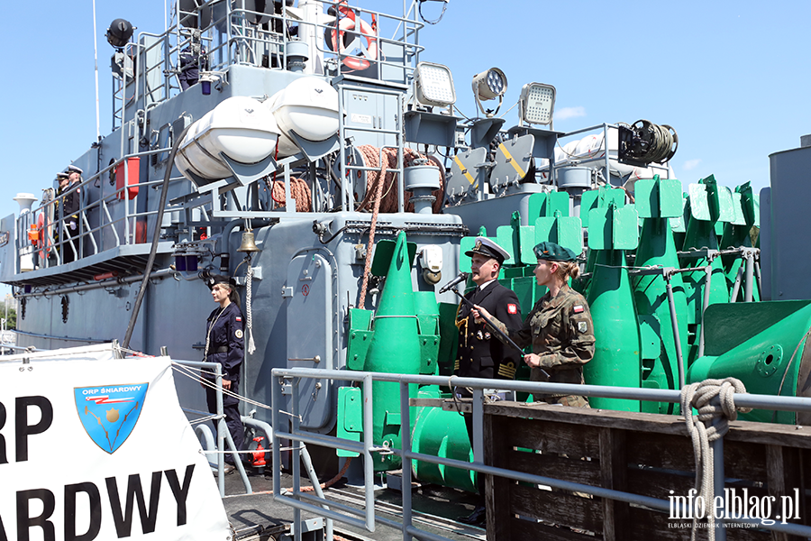 ORP �niardwy przyp�yn�� na �wi�to pu�ku, fot. 28