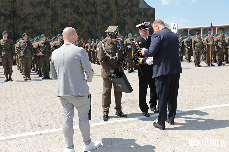 ORP �niardwy przyp�yn�� na �wi�to pu�ku, fot. 54