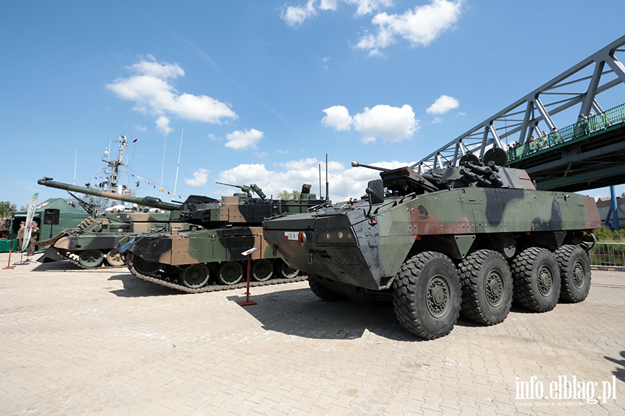 ORP �niardwy przyp�yn�� na �wi�to pu�ku, fot. 61