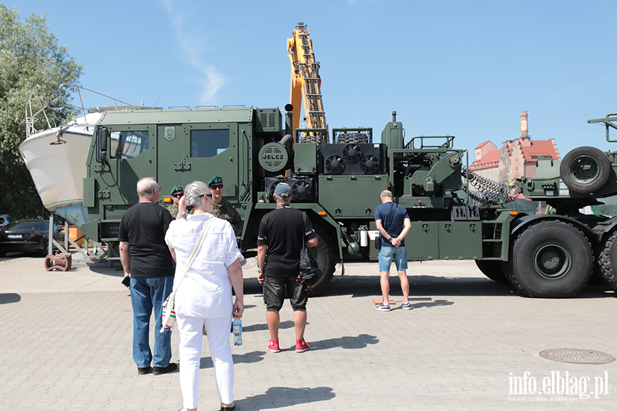 ORP �niardwy przyp�yn�� na �wi�to pu�ku, fot. 91
