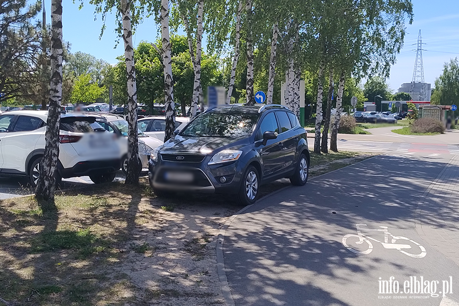 Mistrzowie Parkowania w Elbl�gu (cz�� 477), fot. 3