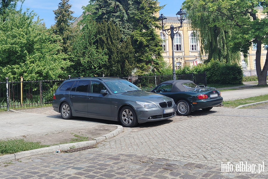 Mistrzowie Parkowania w Elbl�gu (cz�� 477), fot. 5