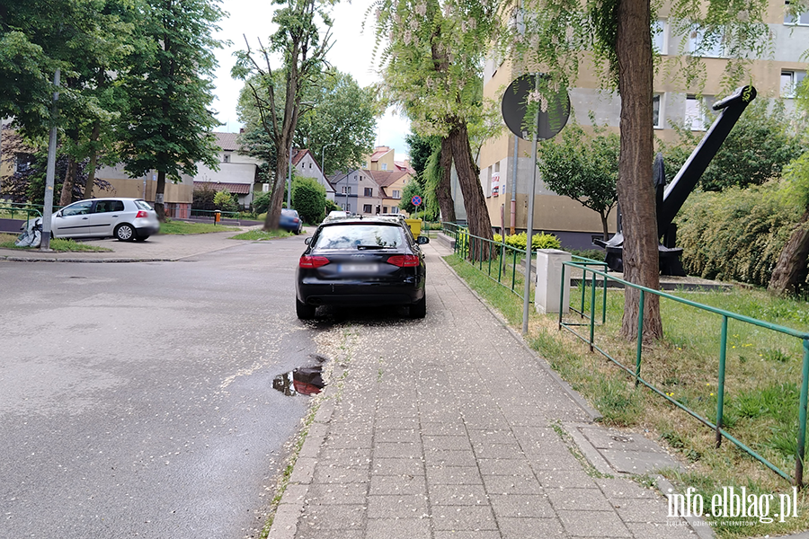 Mistrzowie Parkowania w Elbl�gu (cz�� 479), fot. 10