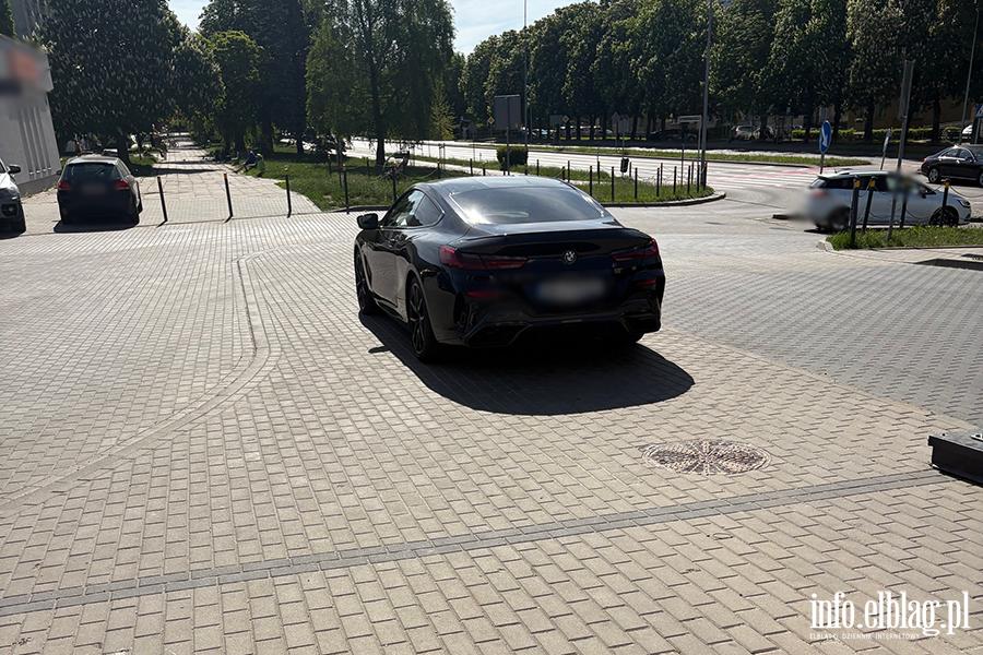 Mistrzowie Parkowania w Elbl�gu (cz�� 480), fot. 6
