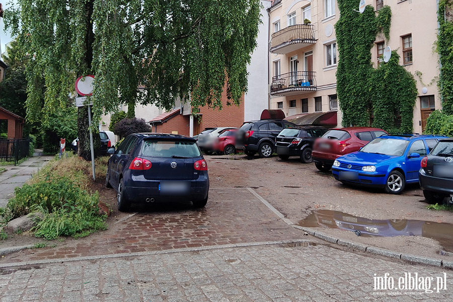 Mistrzowie Parkowania w Elbl�gu (cz�� 480), fot. 10