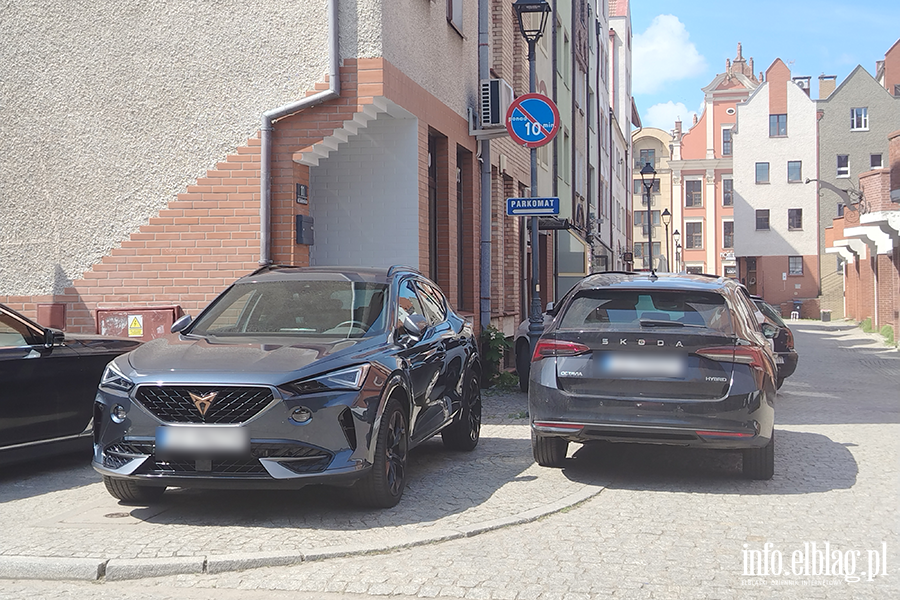 Mistrzowie Parkowania w Elbl�gu (cz�� 481), fot. 3