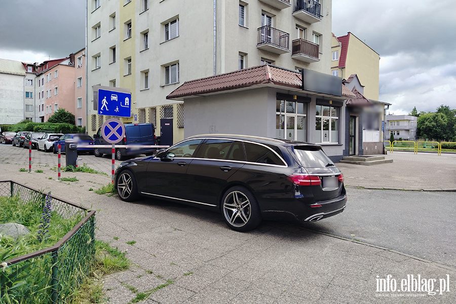 Mistrzowie Parkowania w Elbl�gu (cz�� 481), fot. 10