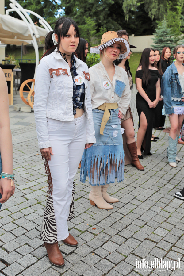 Fina� konkursu Moda w obiegu Recykling western, fot. 35